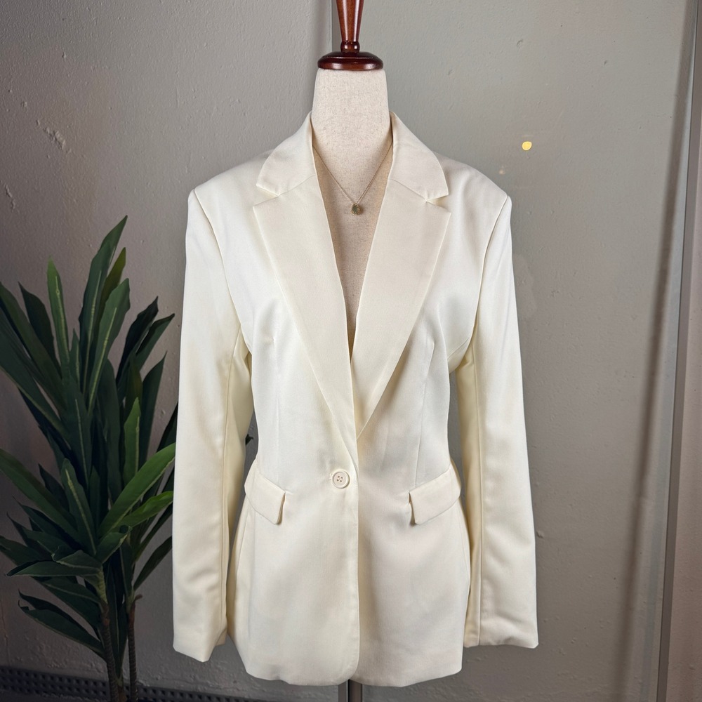 H&M Blazer Women Size S Cream NWT Single Button Notched Lapel Tailored Minimal